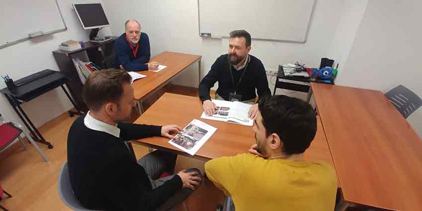 Speaking B1 PET Cambridge English part 2